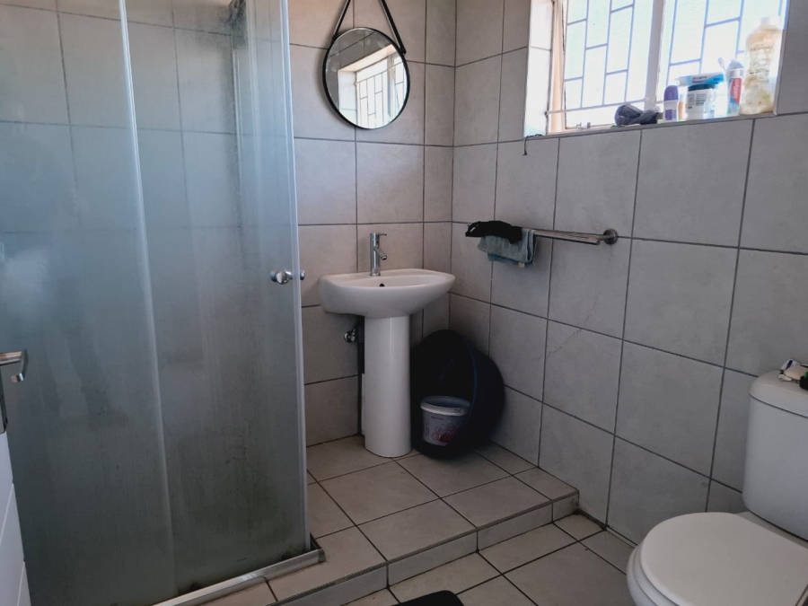 1 Bedroom Property for Sale in Navalsig Free State
